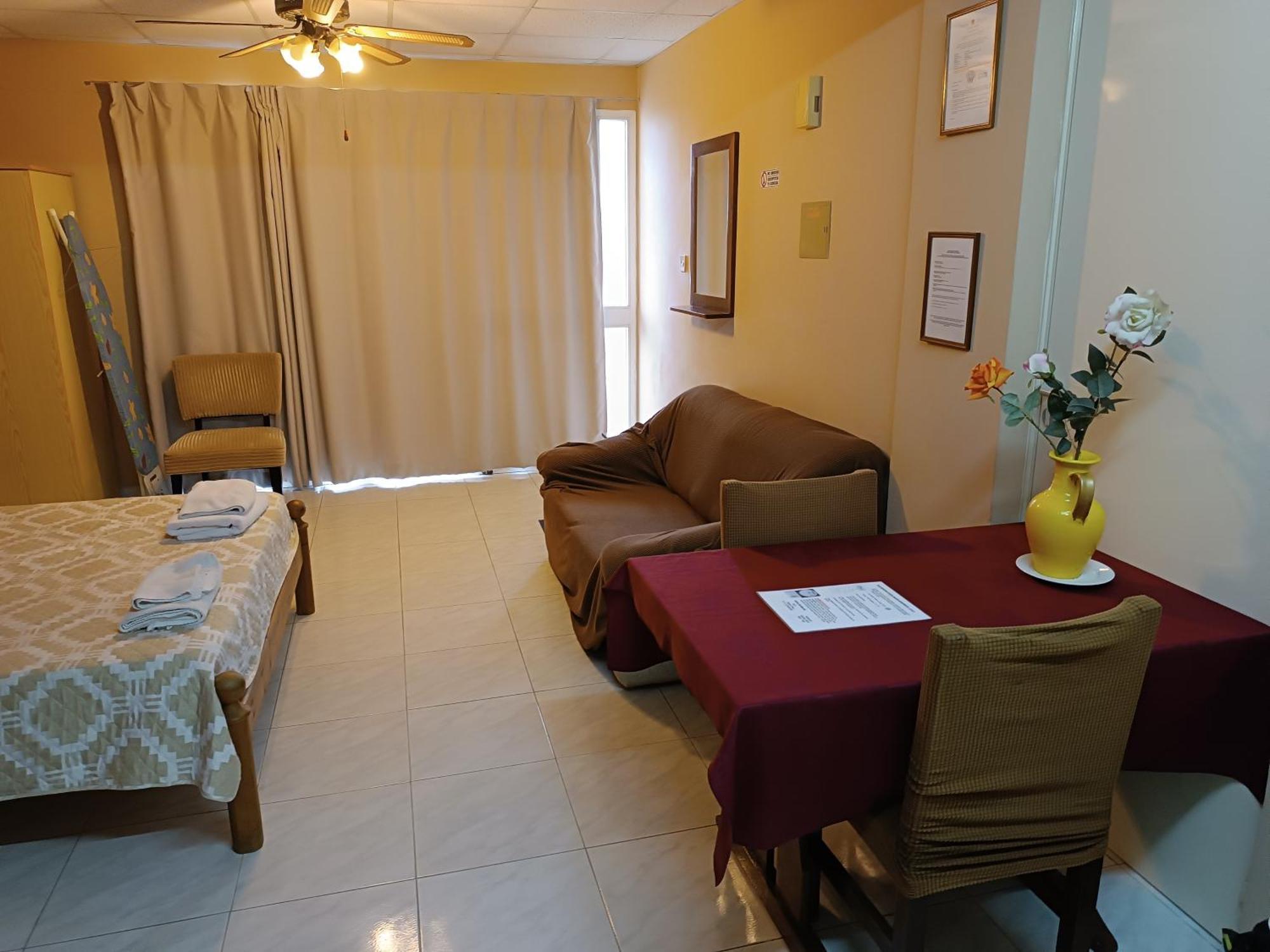 Rantzo Holiday Apartments Pissouri Exterior photo