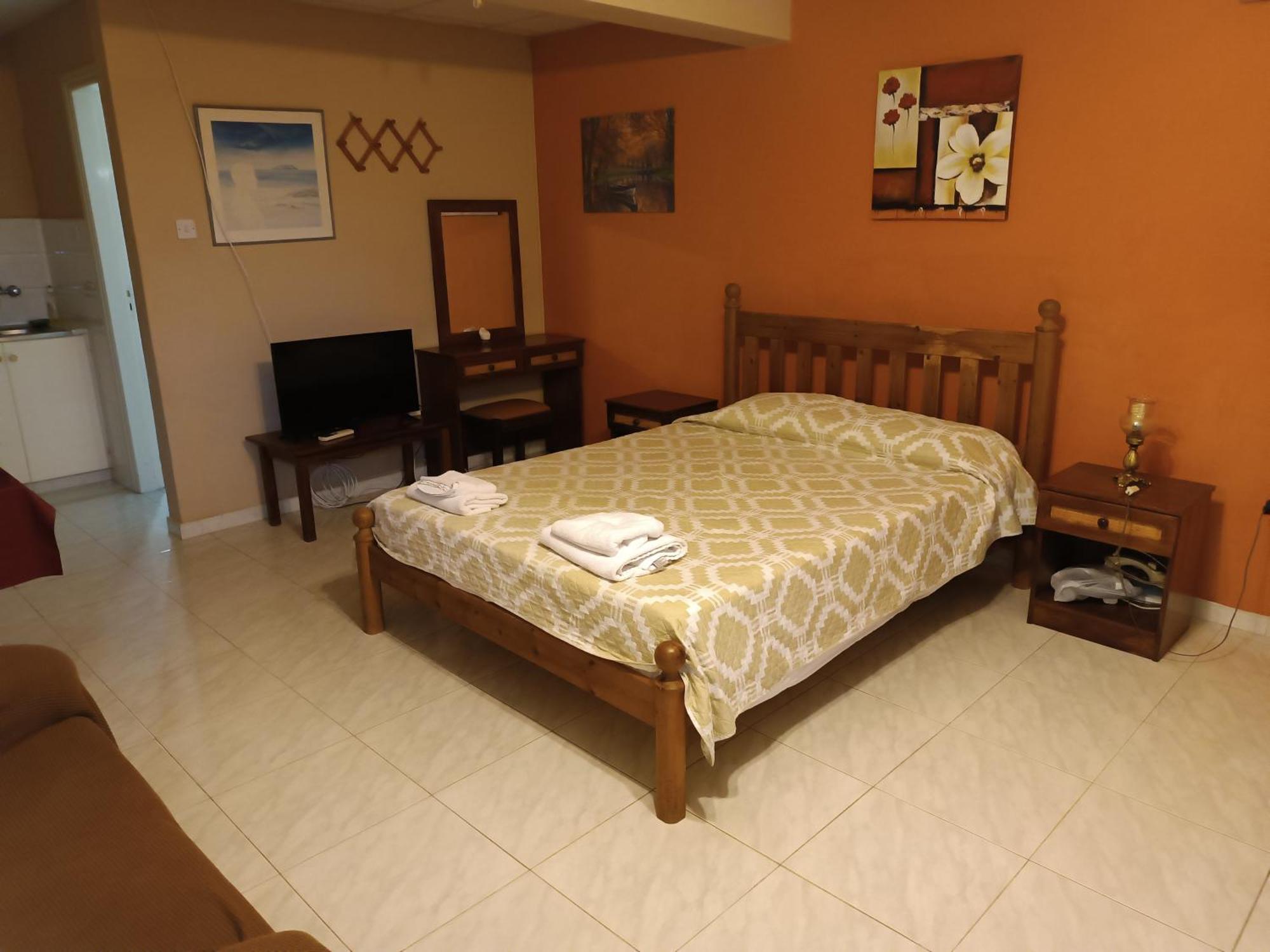 Rantzo Holiday Apartments Pissouri Exterior photo
