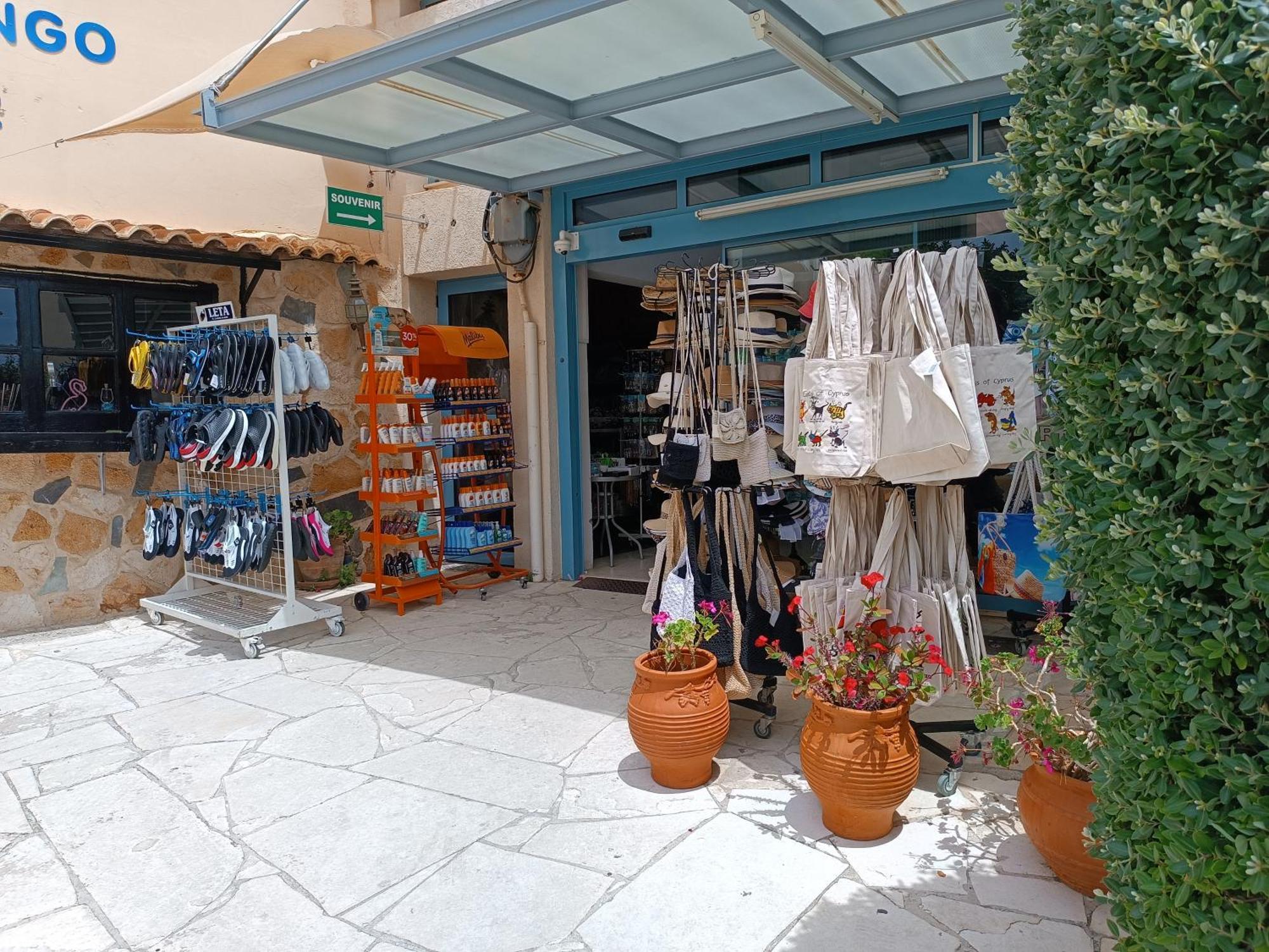 Rantzo Holiday Apartments Pissouri Exterior photo